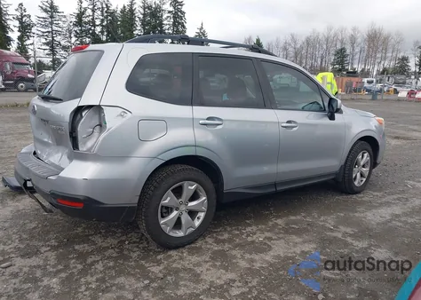 2015 Subaru Forester 2.5I Premium из США, поврежденный, VIN JF2SJADC8FG448441